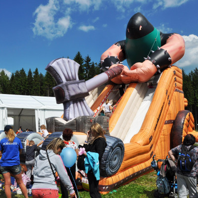 Nafukovací skluzavky