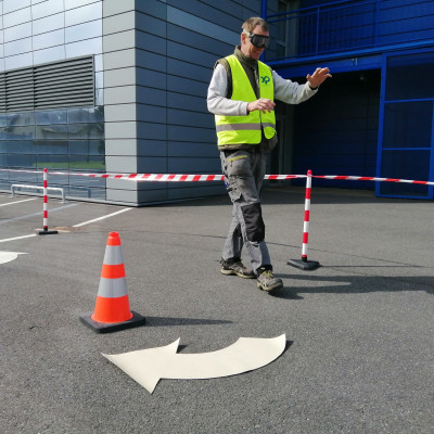 Dráha s alko brýlemi