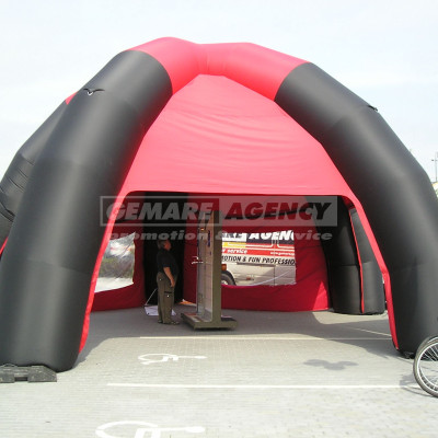 Nafukovací party stan