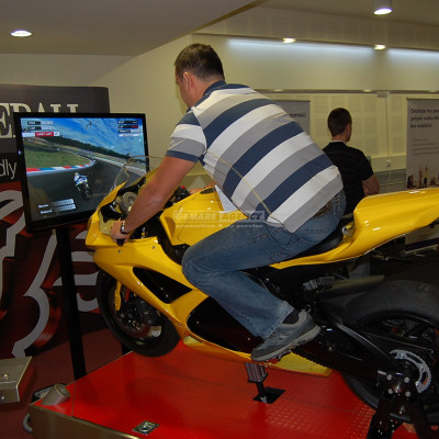 Simulátor motorky ve 3D 