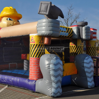 Hrad se skluzavkou Bořek stavitel