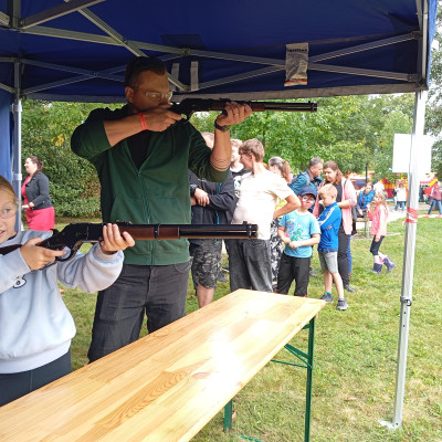 Westernová střelba - airsoft