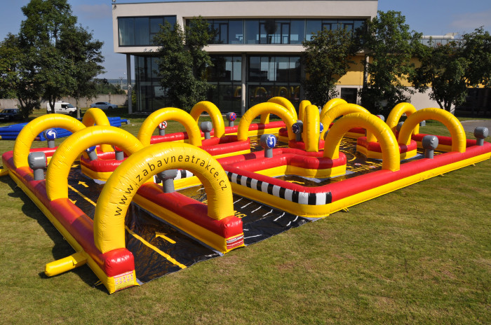 dopravní hřiště k pronájmu