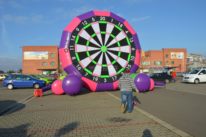 pronajem-fotbalove-atrakce