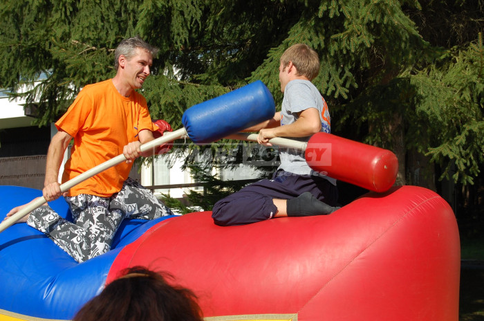 atrakce-gladiátor-sraž-ho!