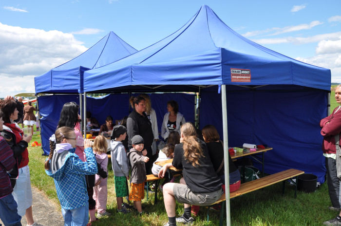 nůžkový stan 3x3m