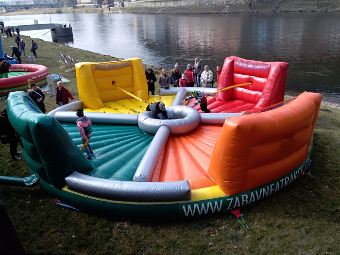 pronajem-sportovni-atrakce