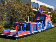 pronájem překážková dráha