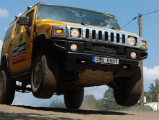 hummer-h2-pronájem