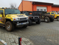 hummer-atrakce