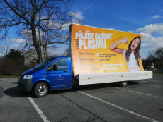 pronájem mobilního billboardu