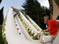 pronájem Nafukovací atrakce pro dospělé