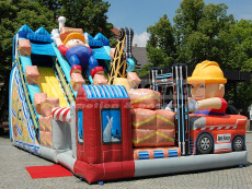 pronájem sportovní atrakce