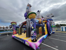 Pronájem nafukovací atrakce Kosmodrom