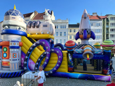 Půjčovna atrakcí kosmodrom vesmír