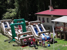 půjčovna atrakcí pro děti i dospělé