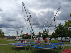 bungee-trampolina-firemni-akce