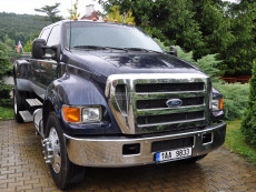 pronajem-reklamni-auto