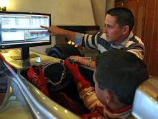 trenažer Formule F1 McLaren ve 3D 