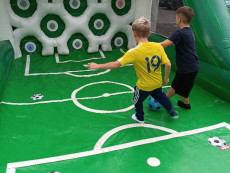 Pronájem lovce světla fotbalové atrakce