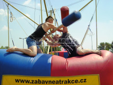 pronajem-atrakci