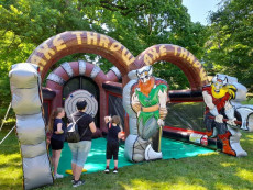 Pronájem nafukovací atrakce teambuilding