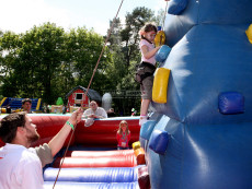 Horolezecká stěna nafukovací