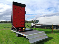 mobilní horolezecká stěna pronájem