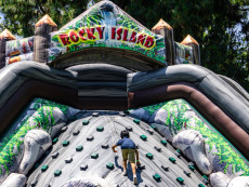 nafukovací skluzavka pronájem