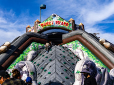 pronájem dětská skluzavka