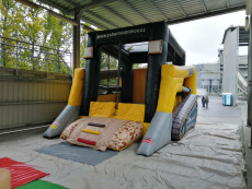 pronájem hrad nakladač