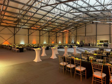 festivalová podlaha