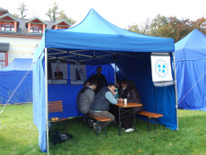 pronájem nůžkový stan