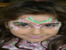 den-zeme-malovani-na-oblicej