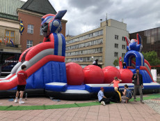 Pronájem atrakce wipe out