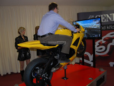 Pronájem trenažeru motorky 3D