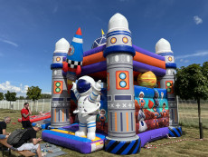 Půjčovna atrakcí pro děti kosmonaut