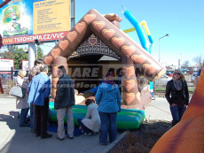 Skákací hrad Perníková chaloupka