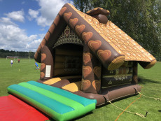 skákací hrad pro děti pronájem a zapůjčení pohádkového hradu