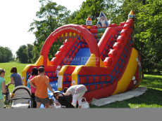 detske-skluzavky-atrakce-zlin