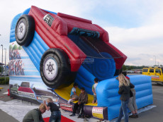 Nafukovací skluzavka Monster truck