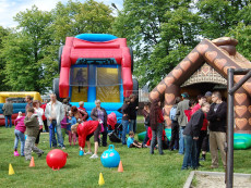 Nafukovací skluzavka Monster truck