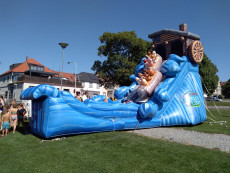 pronájem nafukovací skluzvky zábavní park