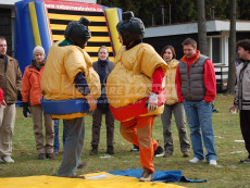 pronájem sumo obleků