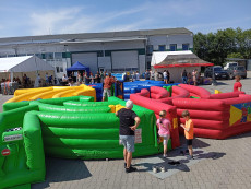 půjčení adrenalinových atrakcí