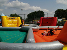 sportovní atrakce pronájem