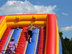 pronájem sportovní atrakce