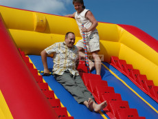 nafukovací atrakce pro dospělé